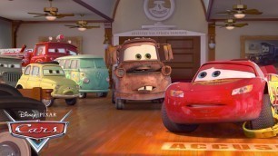 'Lightning McQueen\'s Bumpy Start! | Pixar Cars'