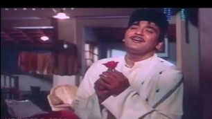 'Kahna hai aaj tumse pahli bar song from movie Padosan'