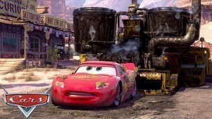 'Lightning Meets Bessie | Pixar Cars'