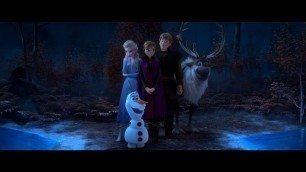 'Frozen 2 - Il Segreto di Arendelle | Clip dal Film | Olaf racconta la storia di Frozen'