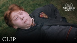 'Ron\'s Slug Spell Backfires | Harry Potter and the Chamber of Secrets'