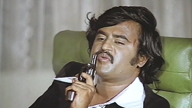 'Rajinikanth Kills the Informer - Billa | Tamil Movie | Rajinikanth Mass Scene'
