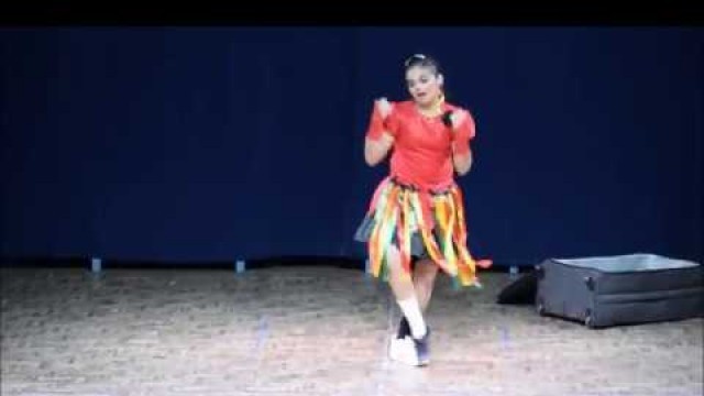 'CRAZY DOLL DANCE | EK CHATUR NAAR | SHREEYA MATHUR | PADOSAN MOVIE SONG'