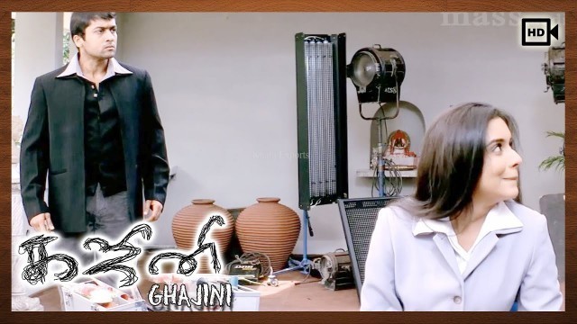 'Ghajini Tamil Movie | Scenes | Suriya, Asin\'s First Meet'