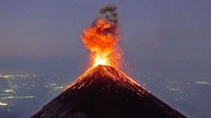 '5 Stunning Volcano Eruptions Caught On Camera'