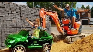'Ride on the Real BIG EXCAVATOR Construction Truck For Kids'