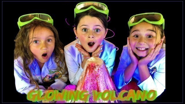 'How To Make a VOLCANO ERUPTION!  Easy Kids Science Experiments'