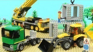'Lego Construction Site (Skyscraper Building, Mobile Crane, Excavator)'