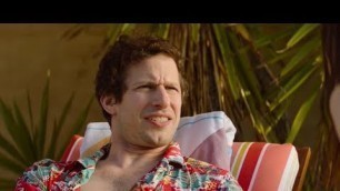 Palm Springs writer says Andy Samberg's character was trapped in time loop for "over 40 years" [News