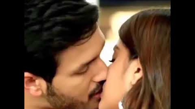 'Akhil Akkineni kissing scene Mr Majnu movie best romantic scene'