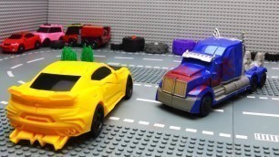 'Transformers Bumblebee vs Optimus Prime Animated Film Lego!'