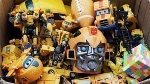 'The box is full of yellow toys and cars - Bumblebee, Transformers Movie, Autobots Full Mainan Robot!'