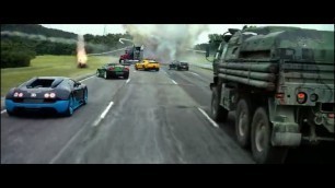 'Transformers: Age of Extinction - KSI Robots Attack on Autobots  in  Hindi'